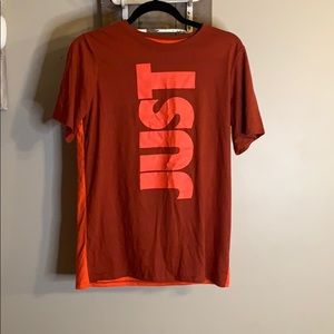 Nike tee